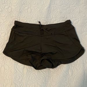 Black Athleta shorts